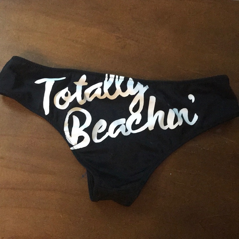 black bikini bottoms🔥🔥